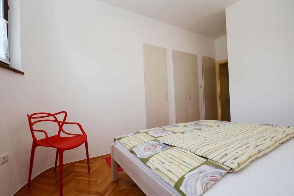 Apartments Tena بوريتش الغرفة الصورة