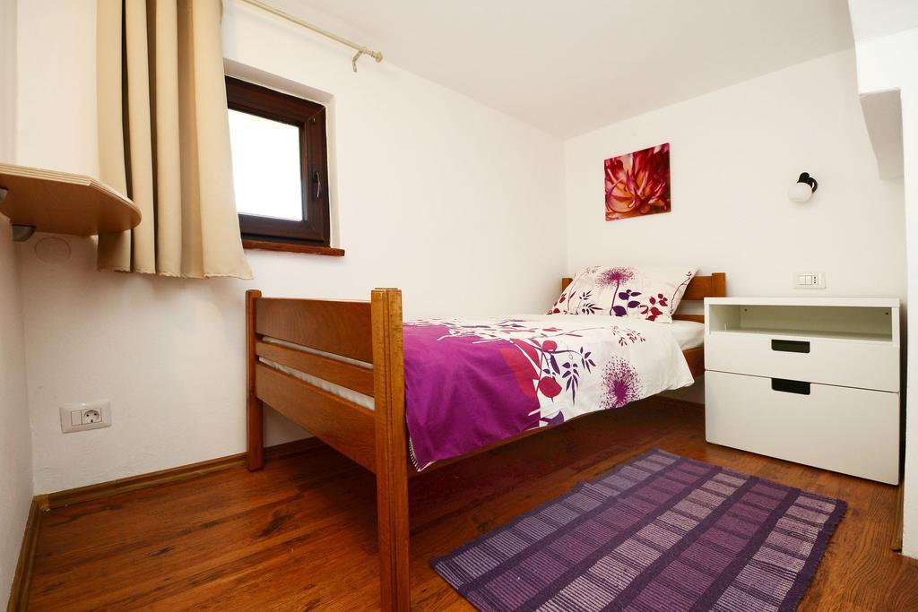 Apartments Tena بوريتش الغرفة الصورة