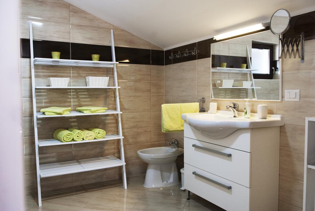 Apartments Tena بوريتش المظهر الخارجي الصورة
