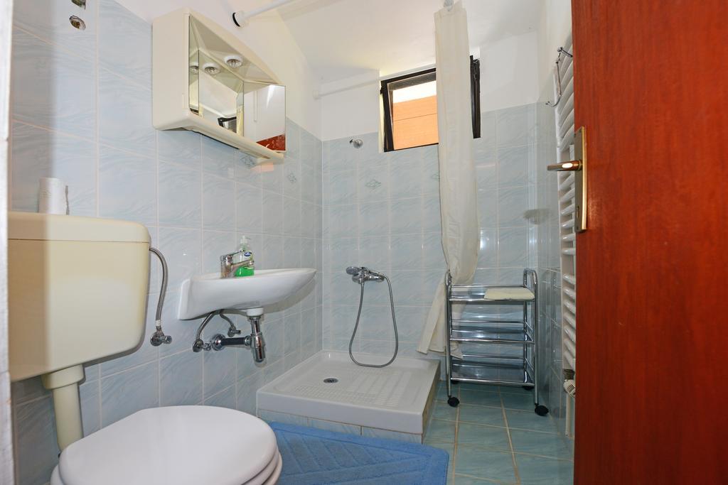 Apartments Tena بوريتش المظهر الخارجي الصورة